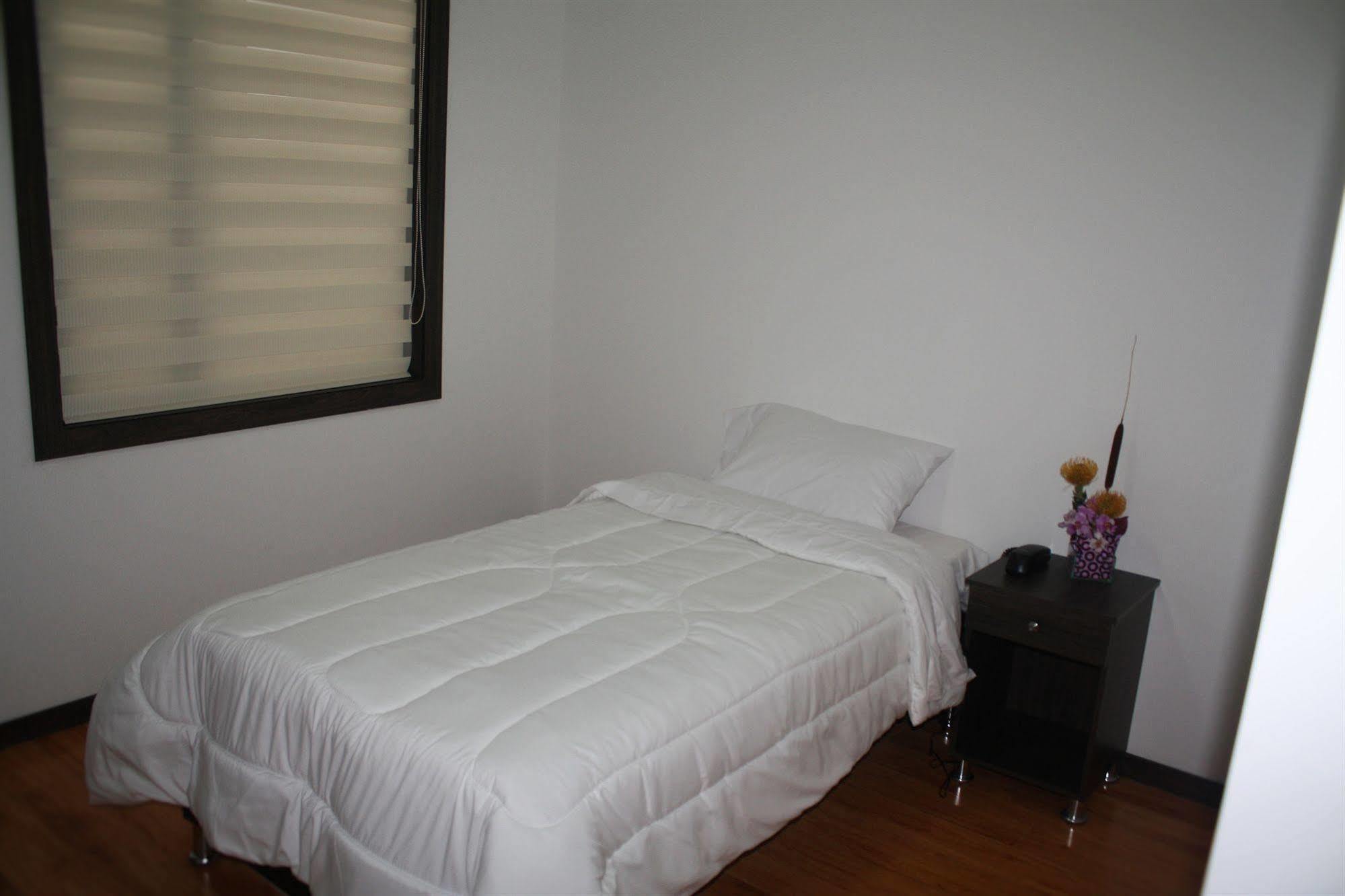 Stay Blue Hotel Μπογκοτά Εξωτερικό φωτογραφία